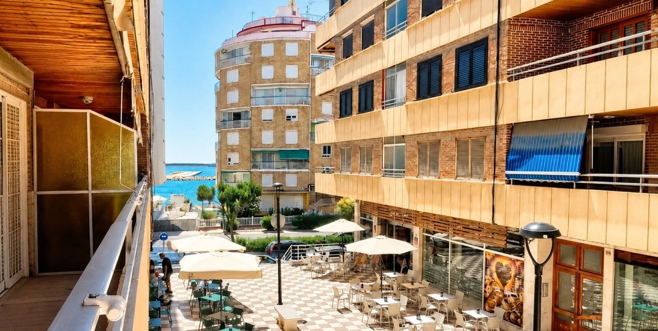 Rynek wtórny - Mieszkanie  -
Torrevieja - Playa Acequion