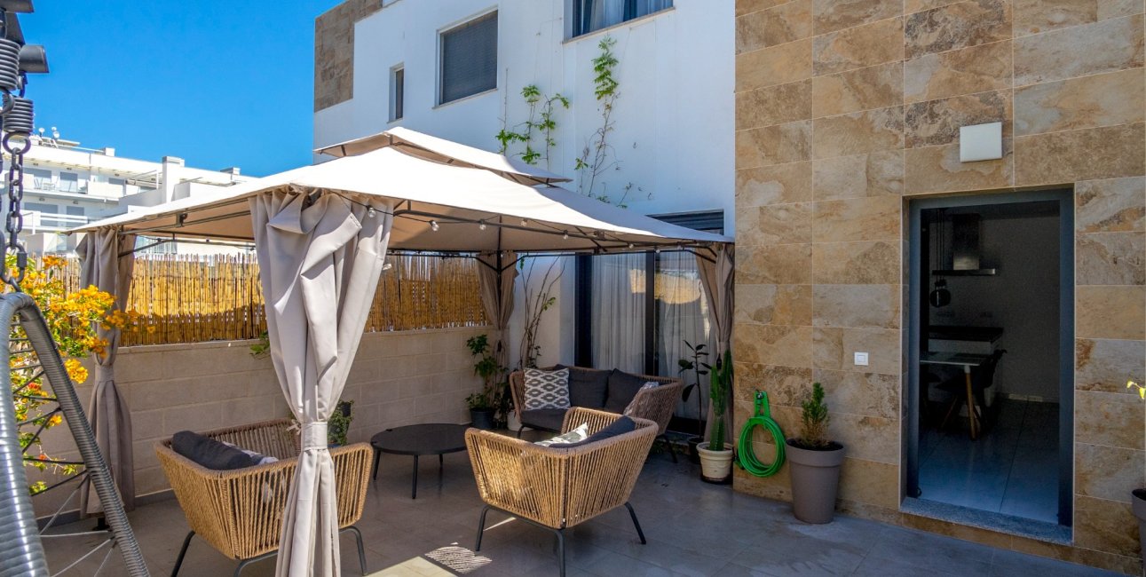 Resale - Townhouse -
Orihuela Costa - Las Filipinas