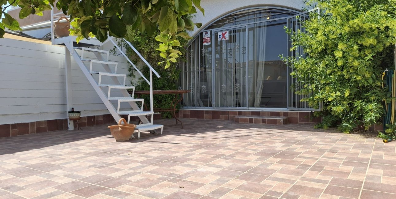 Resale - Townhouse -
Orihuela Costa - Playa Flamenca