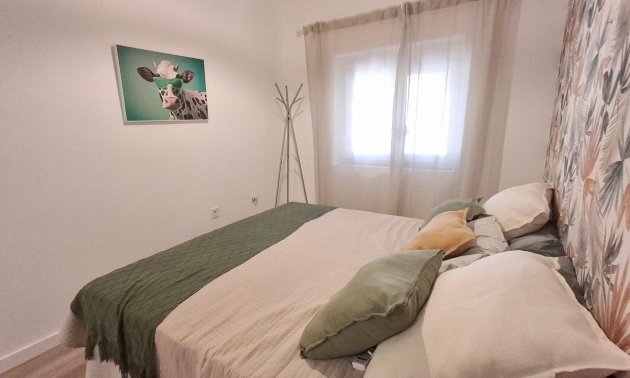 Resale - Townhouse -
Orihuela Costa - Playa Flamenca