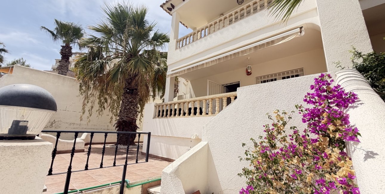 Resale - Apartment / flat -
Orihuela Costa - Las Ramblas