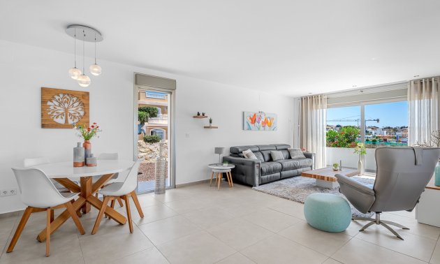 Resale - Villa -
La Marina - La Marina - Urbanization