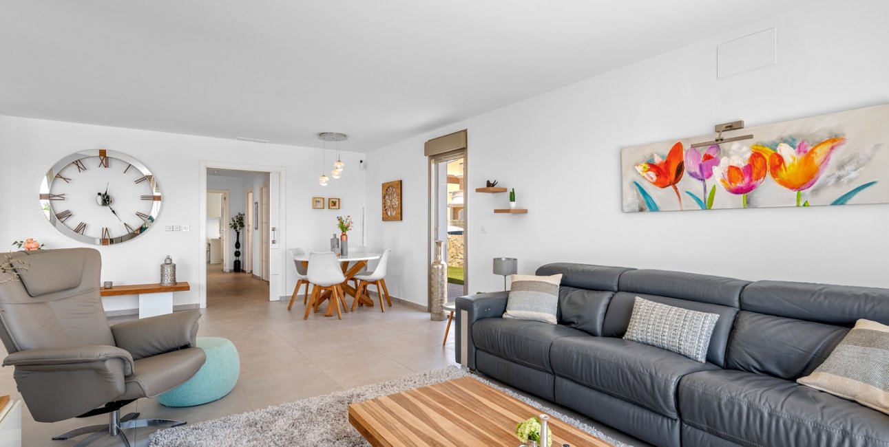 Resale - Villa -
La Marina - La Marina - Urbanization