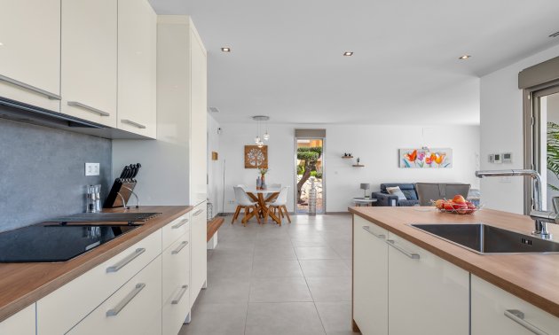 Resale - Villa -
La Marina - La Marina - Urbanization