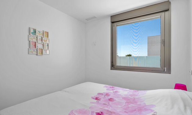 Resale - Villa -
La Marina - La Marina - Urbanization