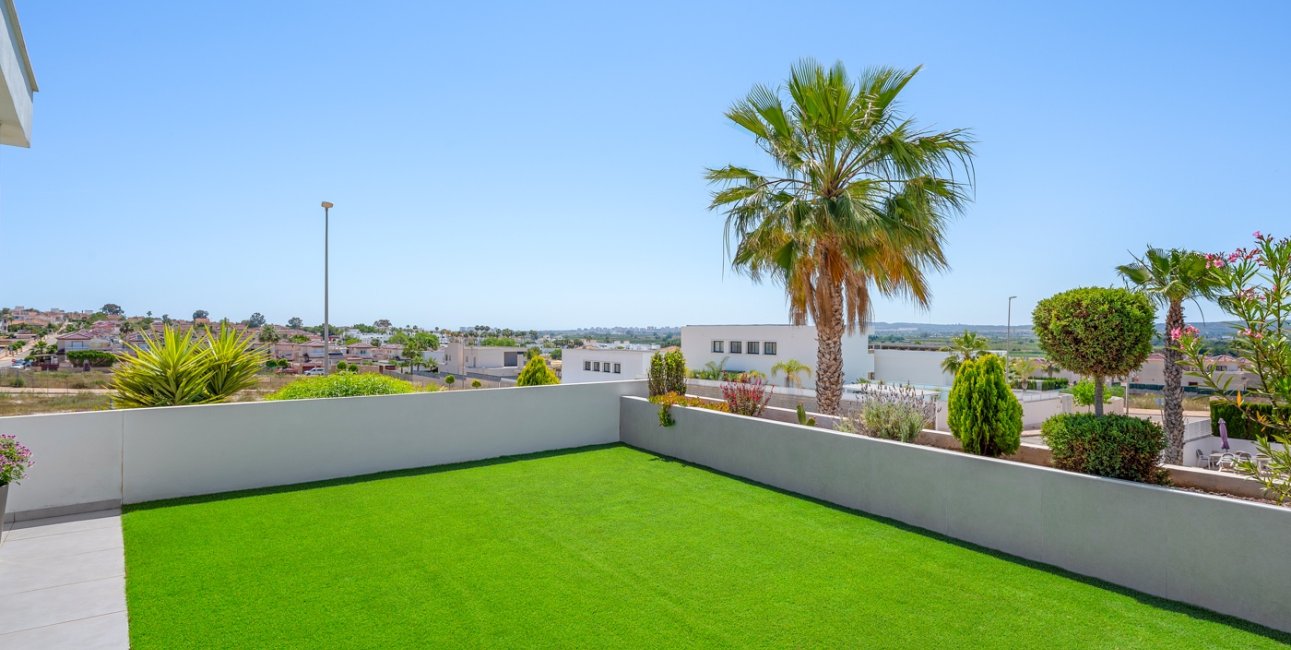 Resale - Villa -
La Marina - La Marina - Urbanization