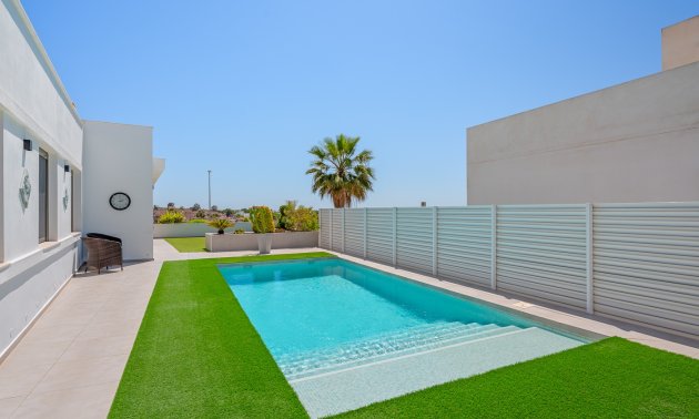 Resale - Villa -
La Marina - La Marina - Urbanization