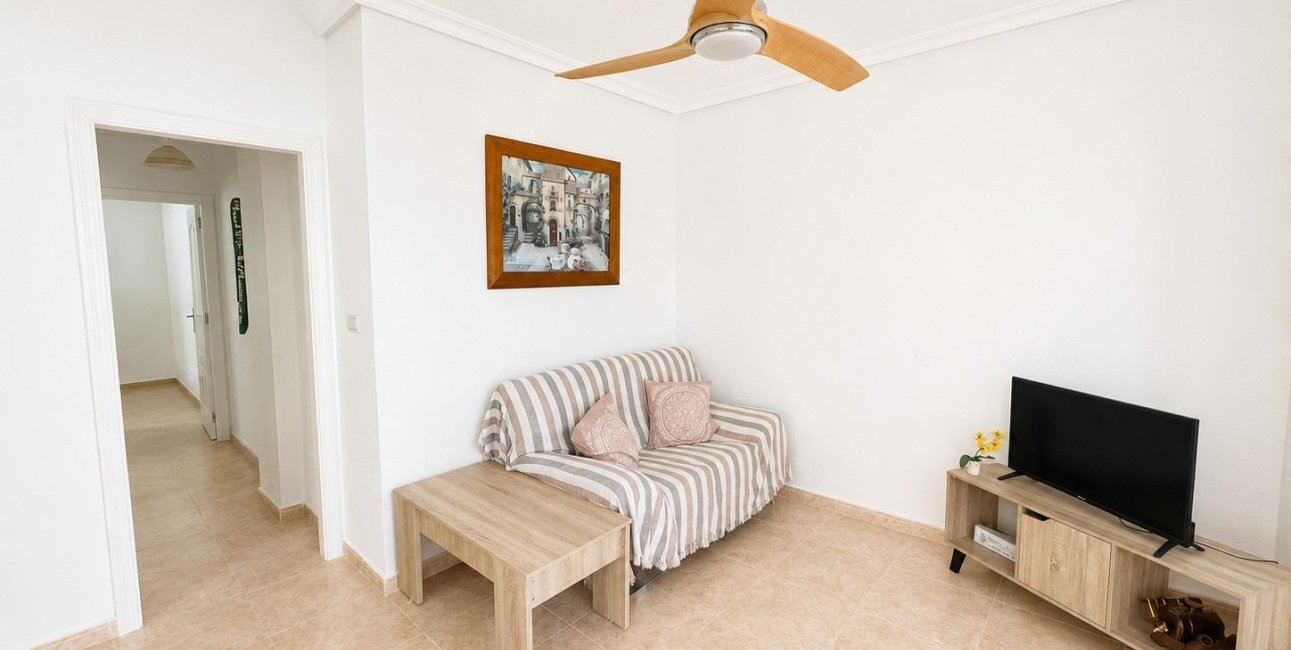 Resale - Apartment / flat -
Torrevieja - Playa del Cura