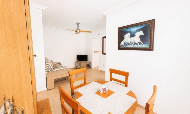 Resale - Apartment / flat -
Torrevieja - Playa del Cura