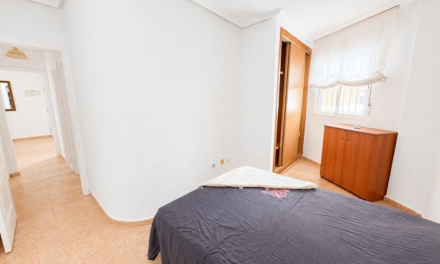 Resale - Apartment / flat -
Torrevieja - Playa del Cura