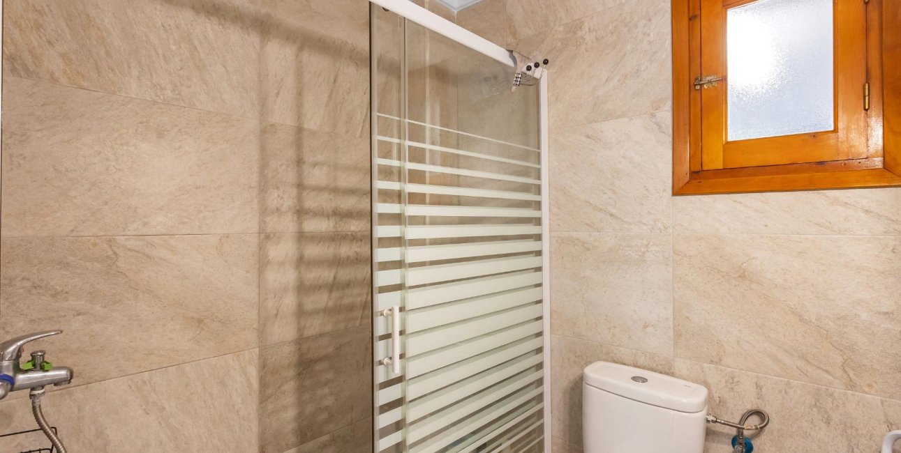 Resale - Bungalow -
Torrevieja - Playa de los Naufragos