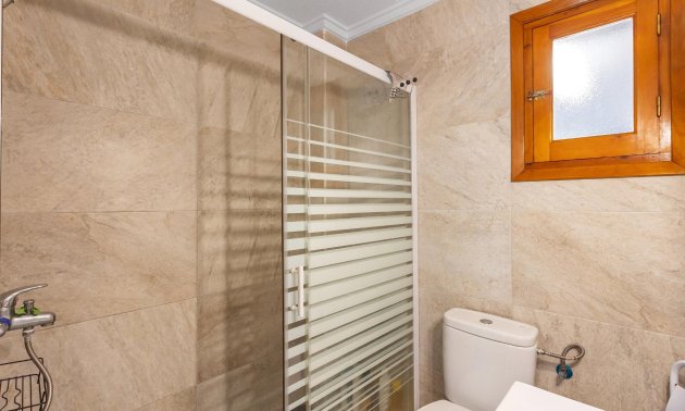 Resale - Bungalow -
Torrevieja - Playa de los Naufragos