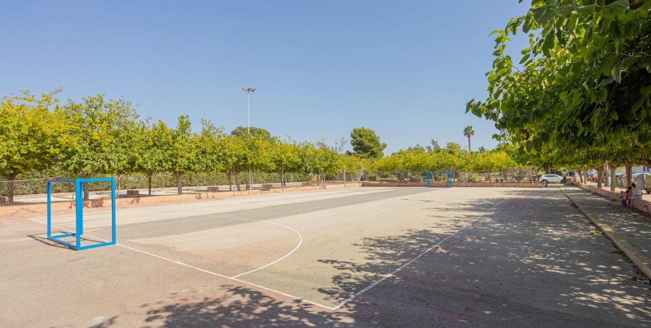 Resale - Bungalow -
Torrevieja - Playa de los Naufragos