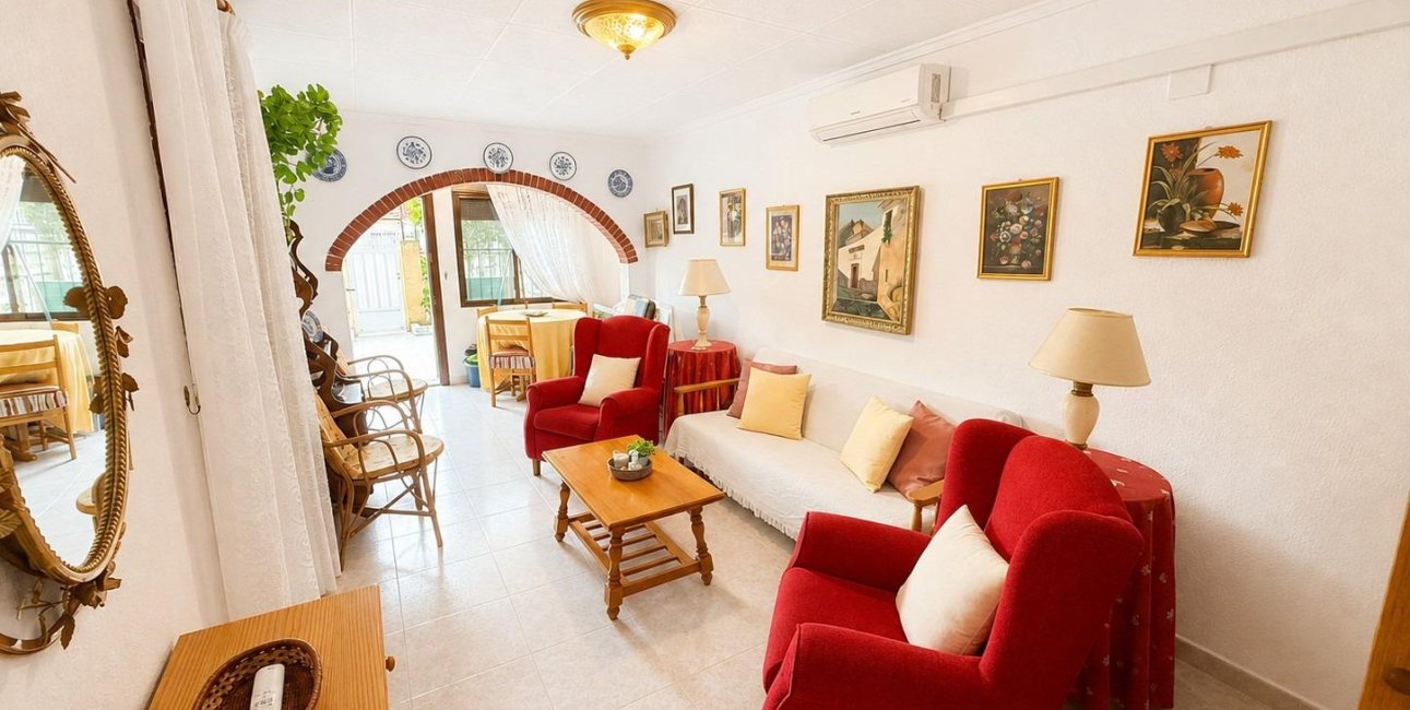 Resale - Bungalow -
Torrevieja - Torretas  - La Siesta - El Limonar