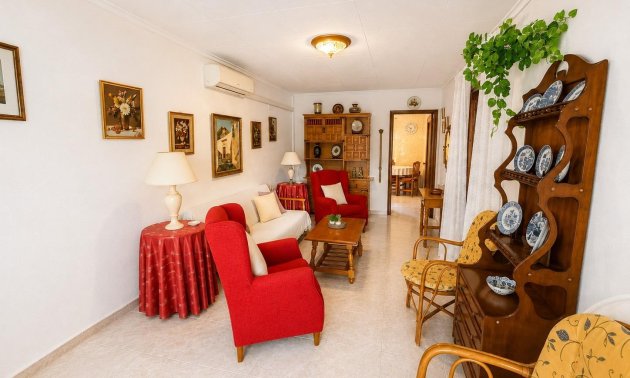 Resale - Bungalow -
Torrevieja - Torretas  - La Siesta - El Limonar