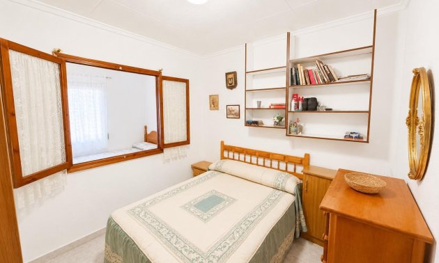 Resale - Bungalow -
Torrevieja - Torretas  - La Siesta - El Limonar