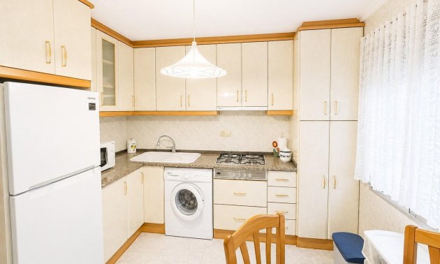 Resale - Bungalow -
Torrevieja - Torretas  - La Siesta - El Limonar