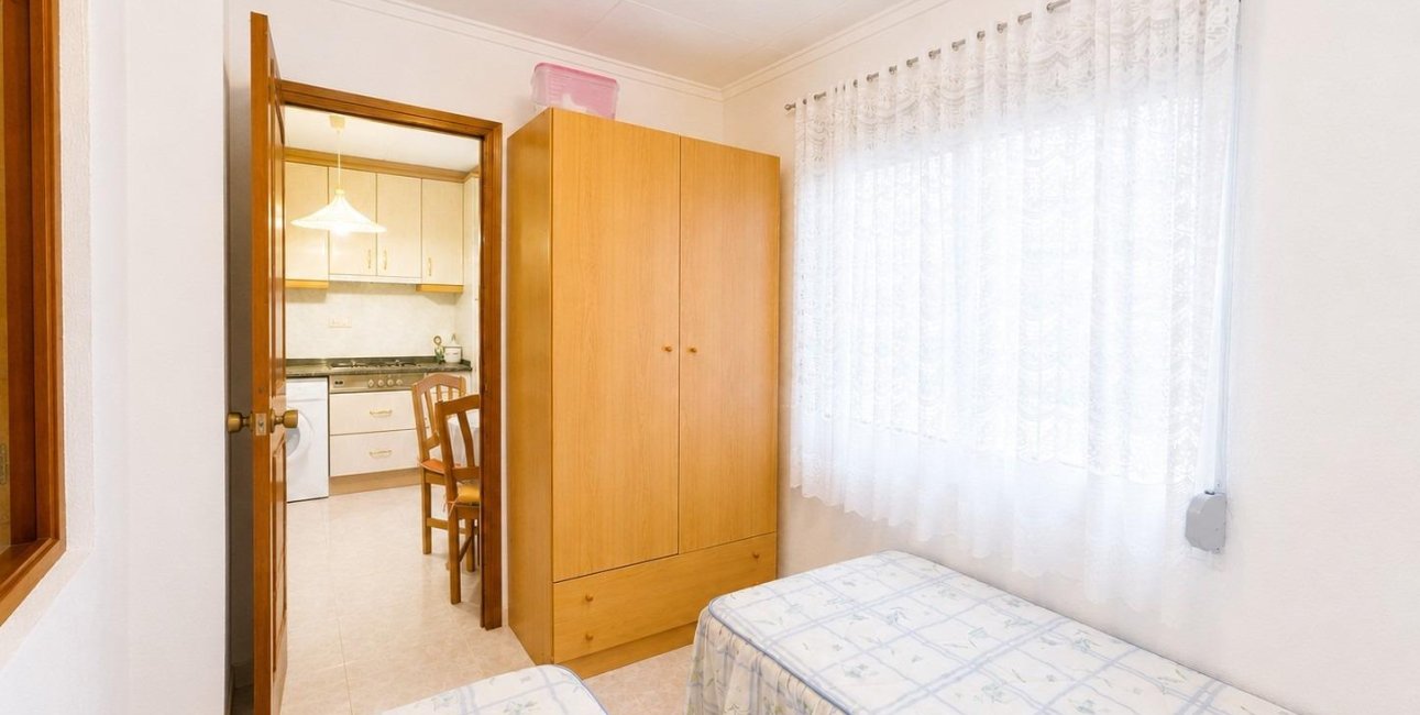 Resale - Bungalow -
Torrevieja - Torretas  - La Siesta - El Limonar