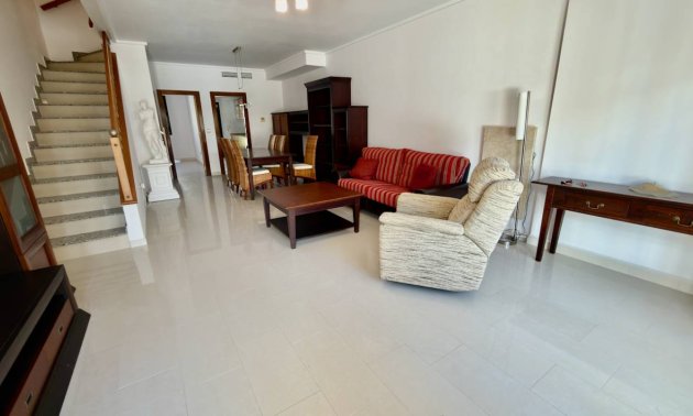 Resale - Townhouse -
Ciudad Quesada - Doña Pepa