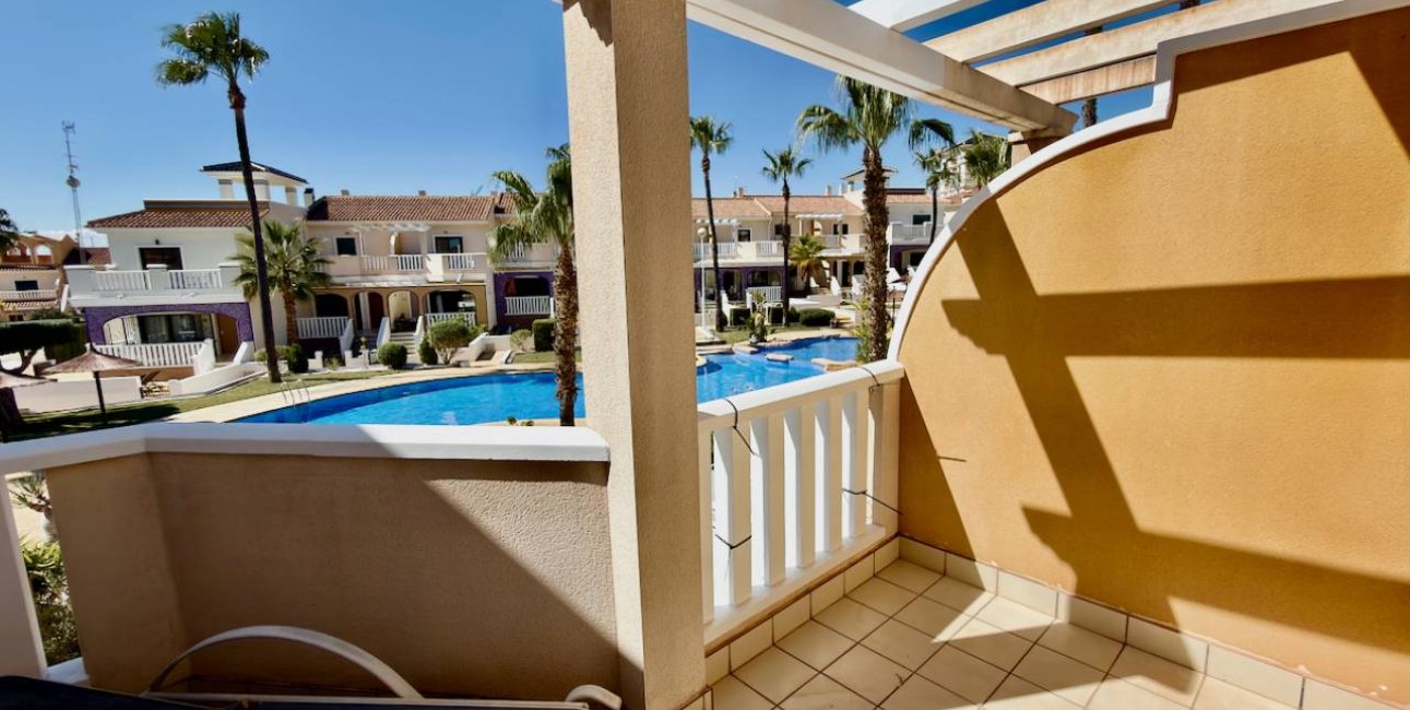 Resale - Townhouse -
Ciudad Quesada - Doña Pepa