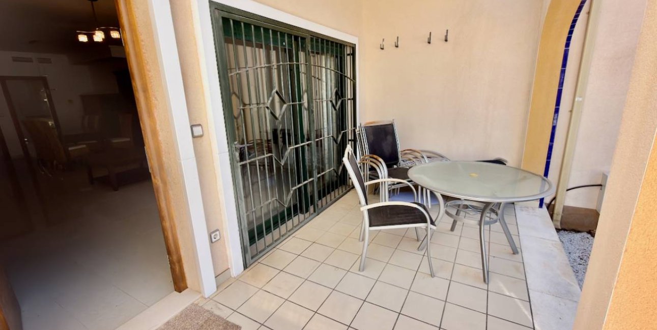 Resale - Townhouse -
Ciudad Quesada - Doña Pepa