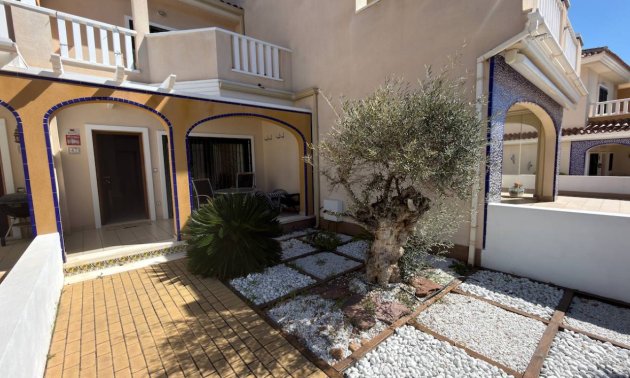 Resale - Townhouse -
Ciudad Quesada - Doña Pepa