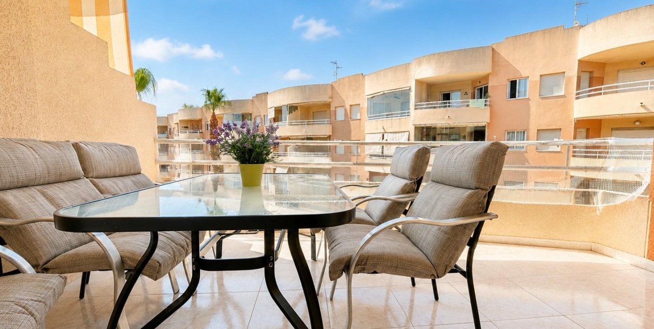 Resale - Apartment / flat -
Dehesa de campoamor - Campoamor