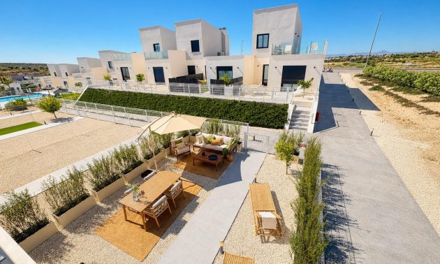 Obra nueva - Villa -
Baños y Mendigo - Altaona Golf