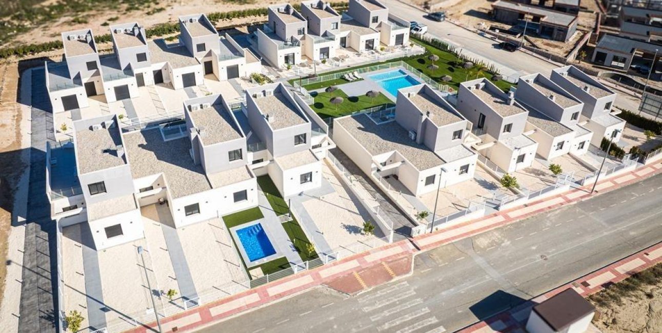 Obra nueva - Villa -
Baños y Mendigo - Altaona Golf