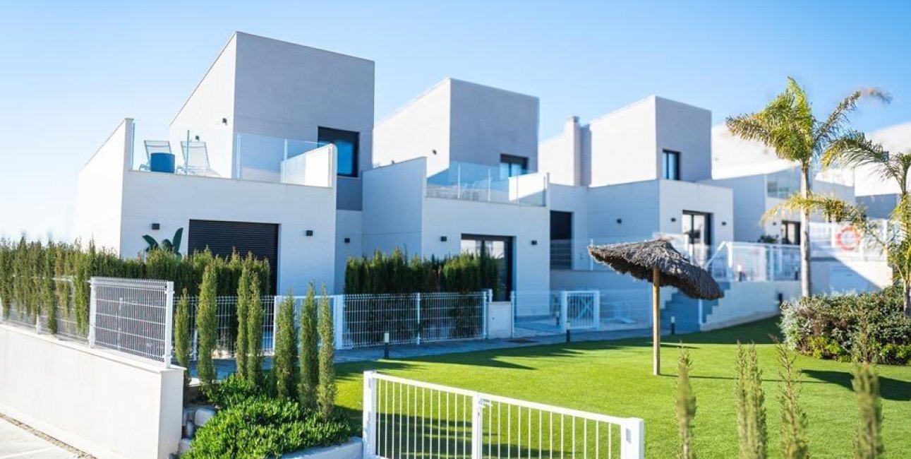 Obra nueva - Villa -
Baños y Mendigo - Altaona Golf