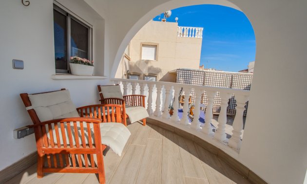 Resale - Villa -
Ciudad Quesada - La Marquesa