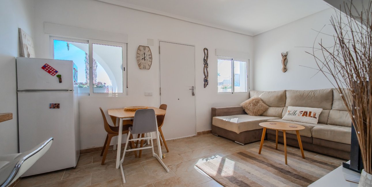 Resale - Villa -
Ciudad Quesada - La Marquesa