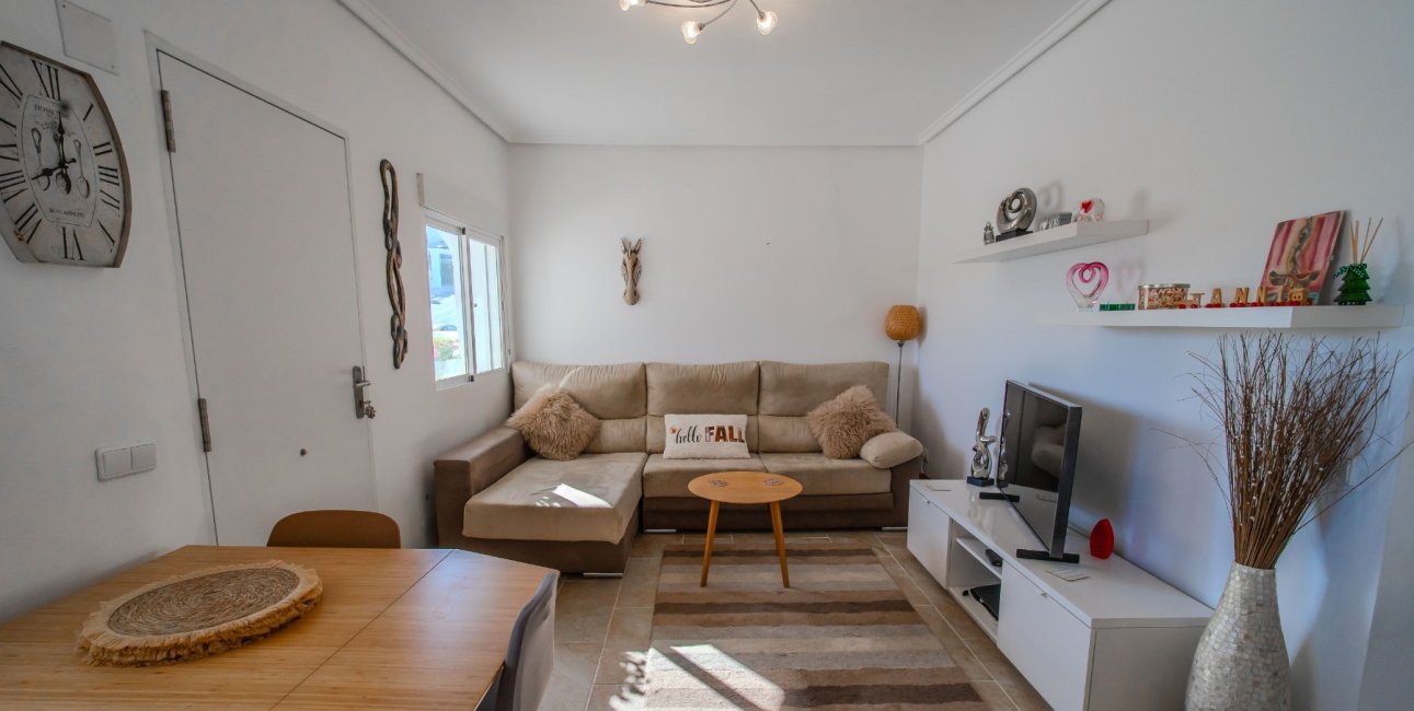 Resale - Villa -
Ciudad Quesada - La Marquesa