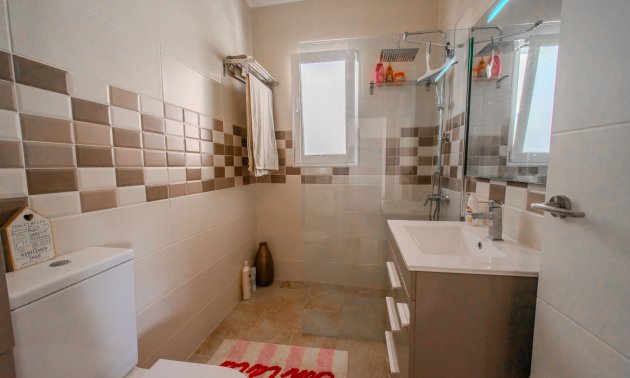 Resale - Villa -
Ciudad Quesada - La Marquesa