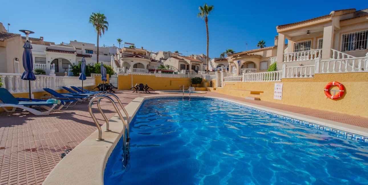 Resale - Villa -
Ciudad Quesada - La Marquesa