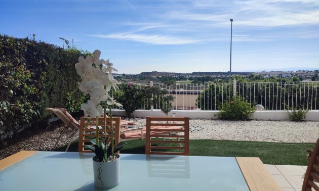 Resale - Apartment / flat -
Altaona Golf - Country Village