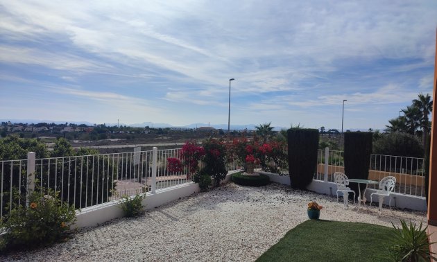Resale - Apartment / flat -
Altaona Golf - Country Village