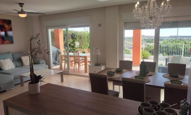 Resale - Apartment / flat -
Altaona Golf - Country Village