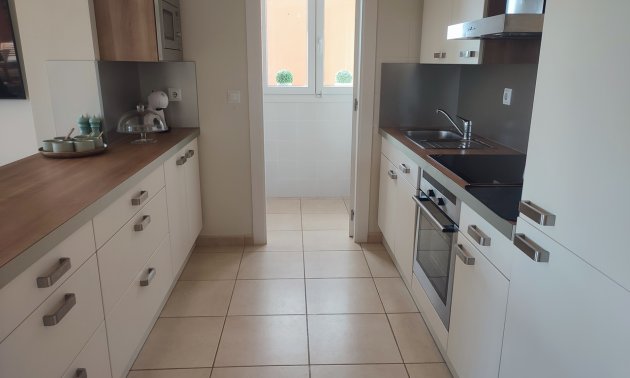 Resale - Apartment / flat -
Altaona Golf - Country Village