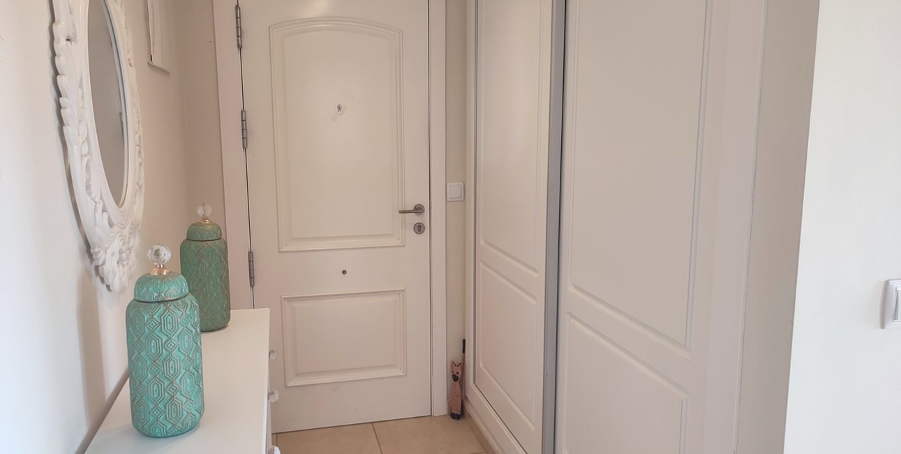 Resale - Apartment / flat -
Altaona Golf - Country Village
