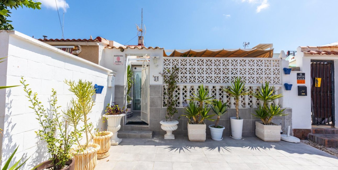Resale - Bungalow -
Torrevieja - Torretas  - La Siesta - El Limonar