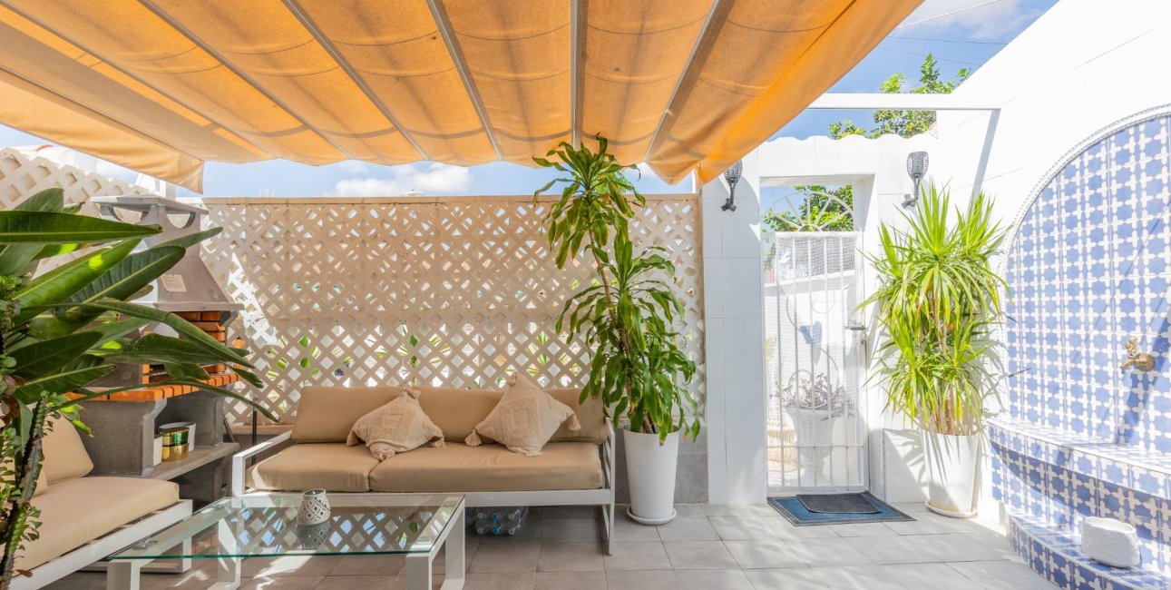 Resale - Bungalow -
Torrevieja - Torretas  - La Siesta - El Limonar