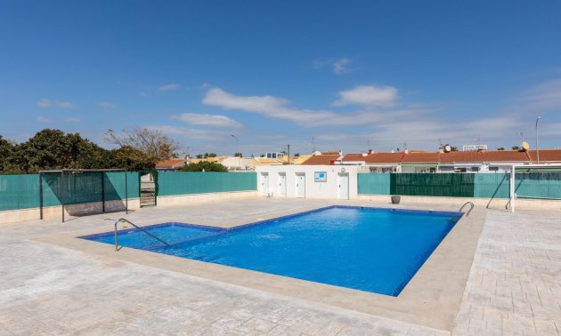 Resale - Bungalow -
Torrevieja - Torretas  - La Siesta - El Limonar
