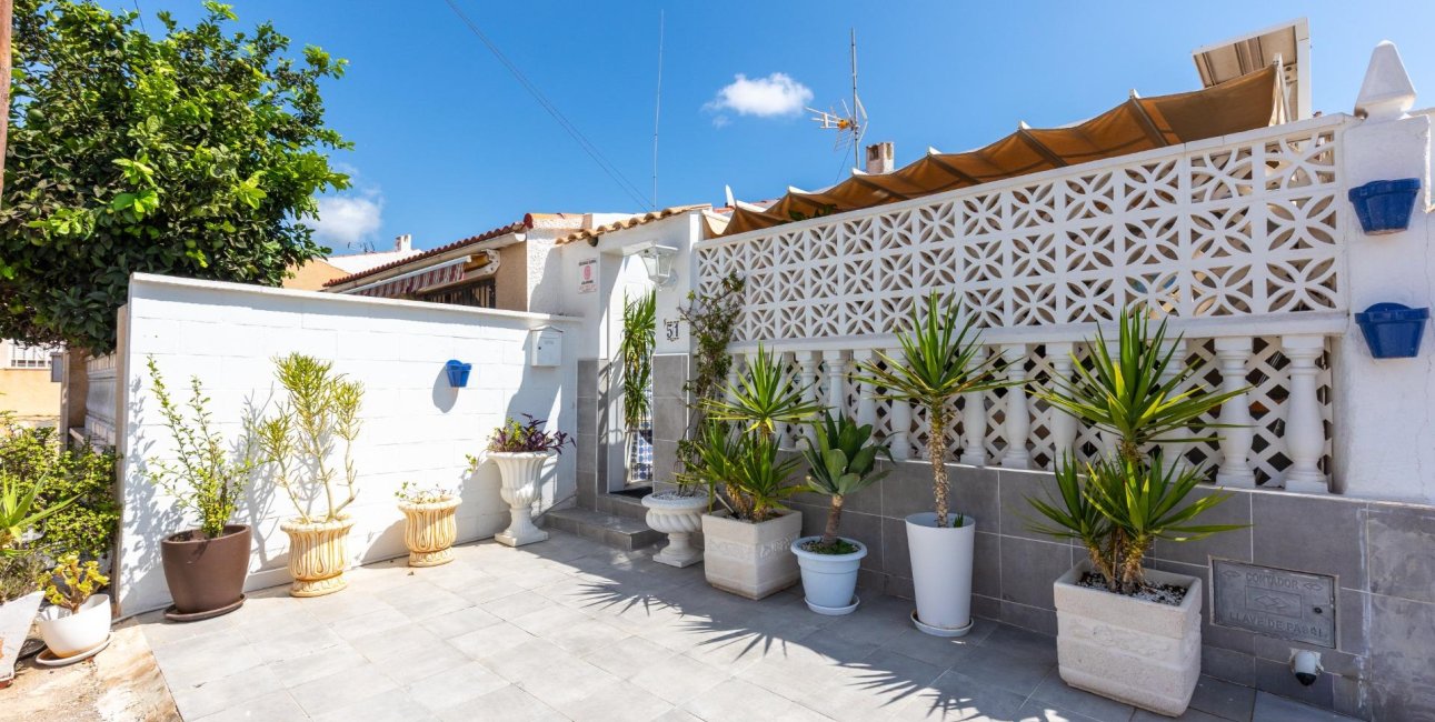 Resale - Bungalow -
Torrevieja - Torretas  - La Siesta - El Limonar