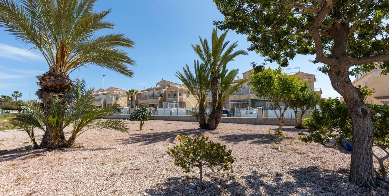 Resale - Bungalow -
Torrevieja - Torretas  - La Siesta - El Limonar