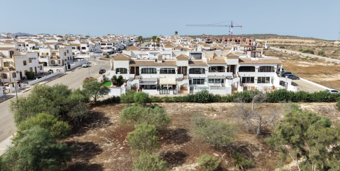 Resale - Apartment / flat -
Los Montesinos - Entre Naranjos / Vistabella Golf