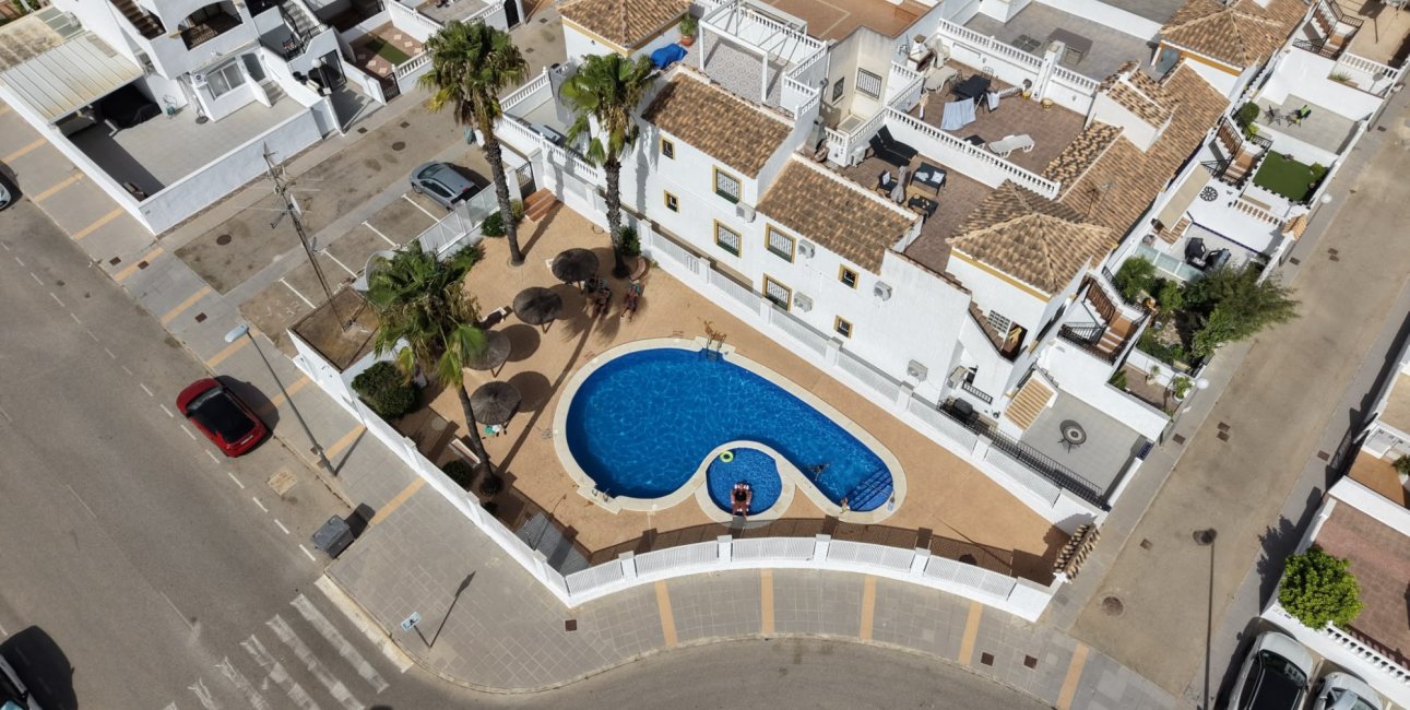Resale - Apartment / flat -
Los Montesinos - Entre Naranjos / Vistabella Golf