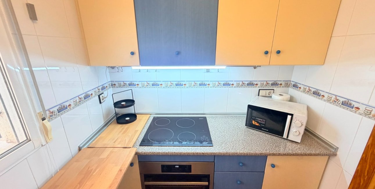 Resale - Apartment / flat -
Los Montesinos - Entre Naranjos / Vistabella Golf