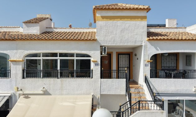 Resale - Apartment / flat -
Los Montesinos - Entre Naranjos / Vistabella Golf