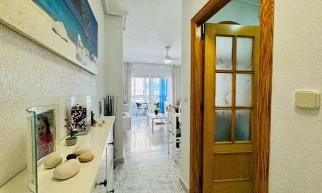 Resale - Apartment / flat -
Torrevieja - Torrevista Playa